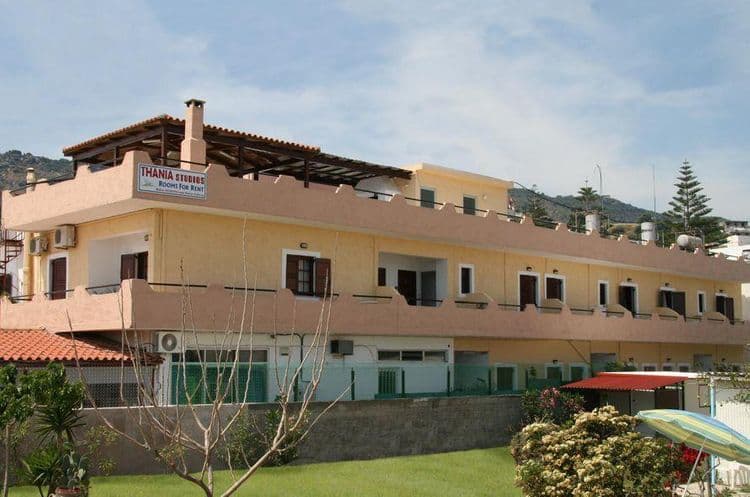 Thania Seaside Luxury Smotel