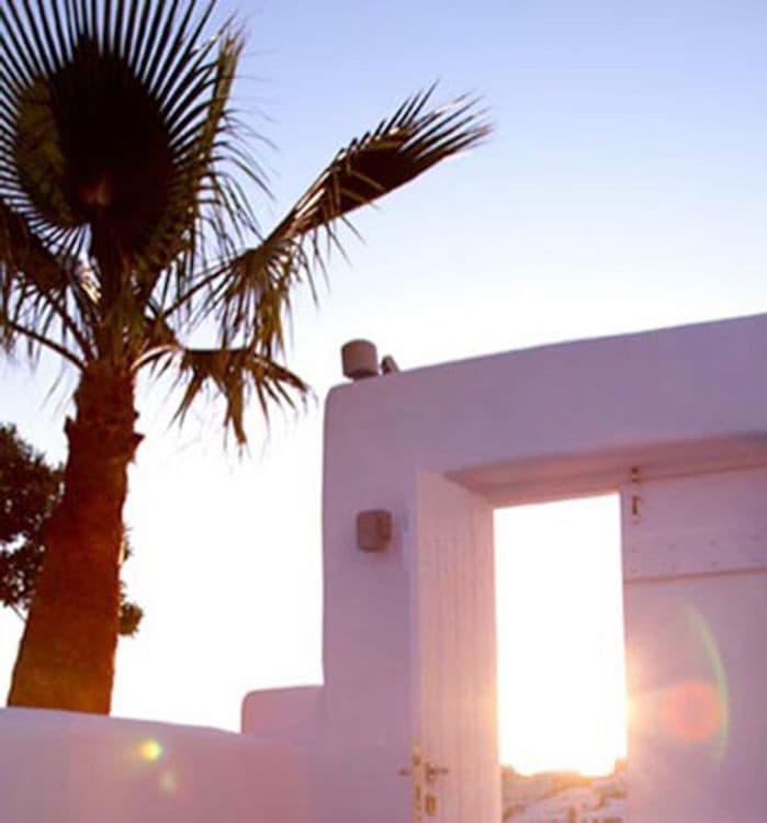 Kirini Suites & Spa Hotel
