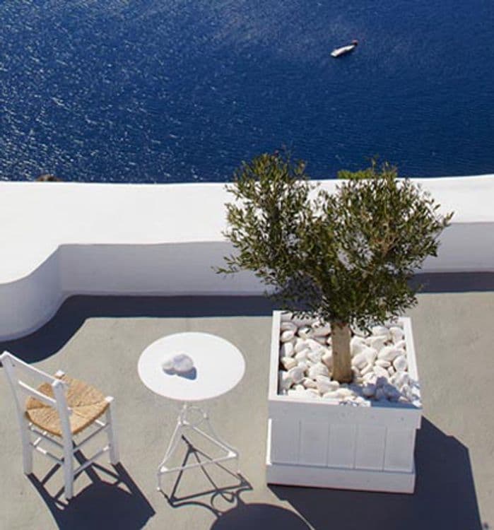 Kirini Suites & Spa Hotel
