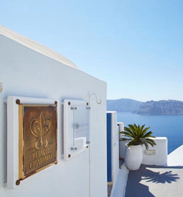 Kirini Suites & Spa Hotel