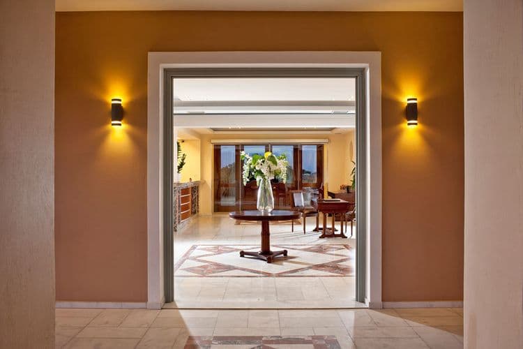 Astro Palace Hotel & Suites