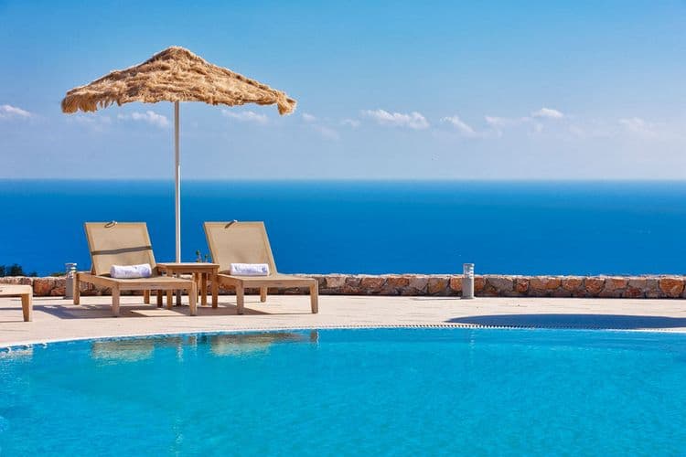Astro Palace Hotel & Suites