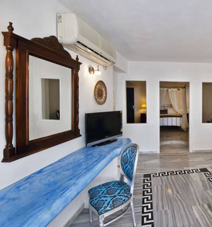 Pegasus Suites & Spa