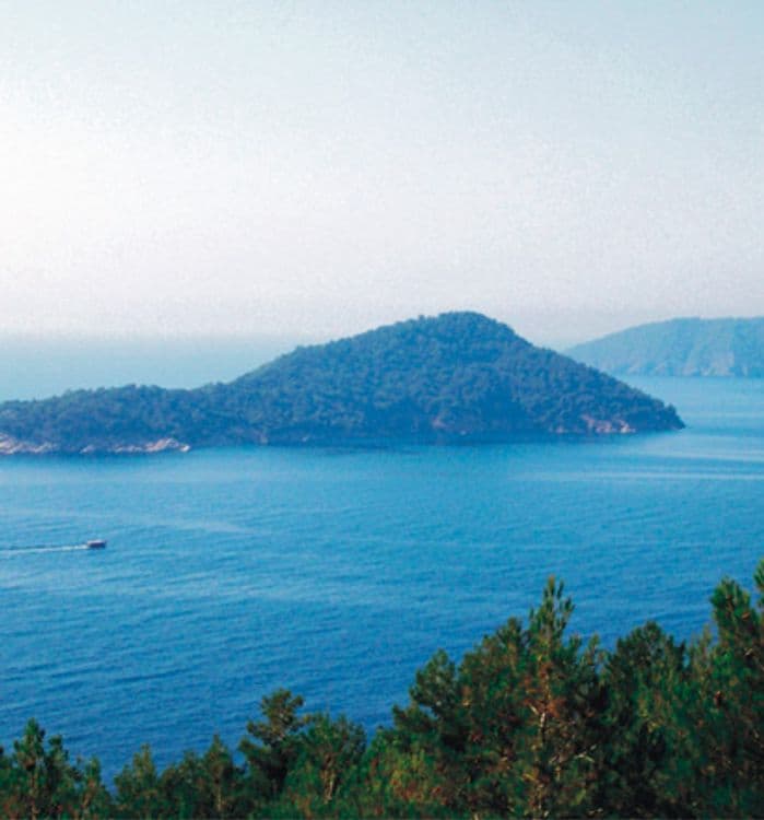 Maranton Beach Hotel