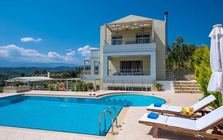 Athinais Villa