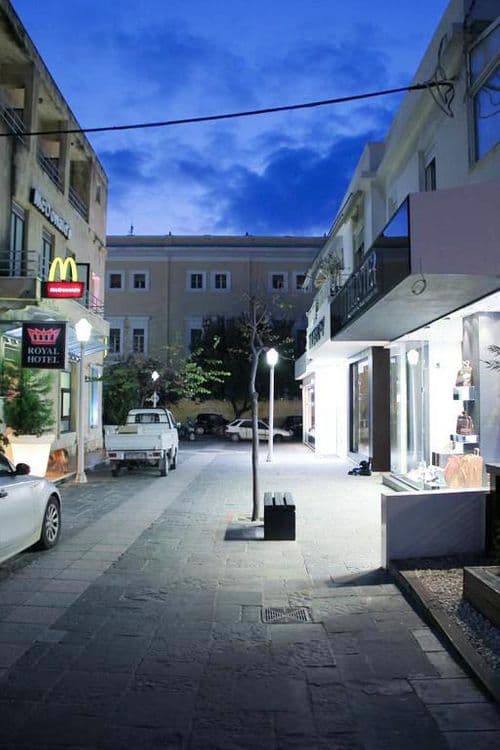 Royal Apart Hotel