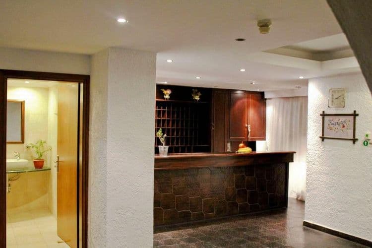Royal Apart Hotel