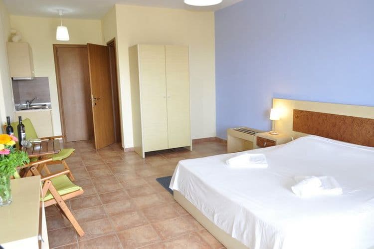 Moonbeam Hotel