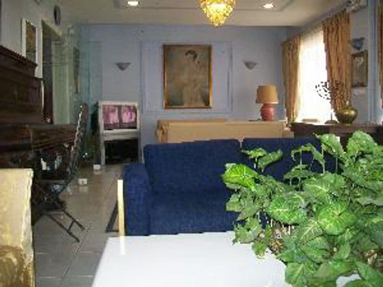 Triton Hotel