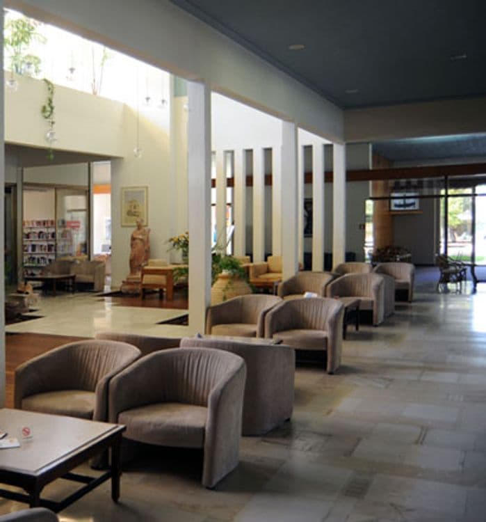 King Saron Hotel