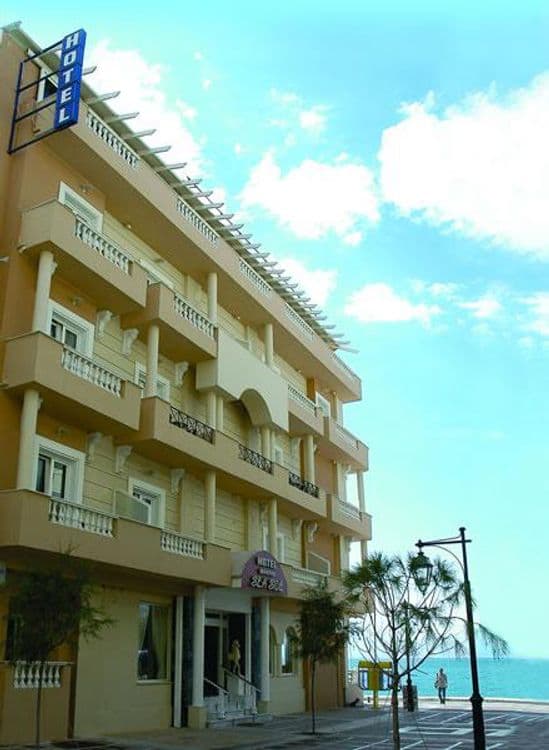 Mantas Seaside Boutique Hotel