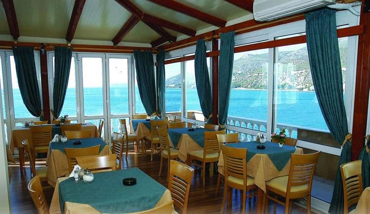 Mantas Seaside Boutique Hotel