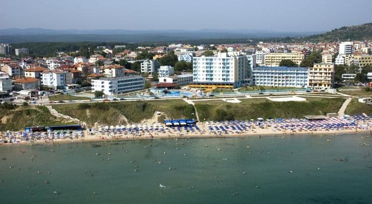 Perla Plaza