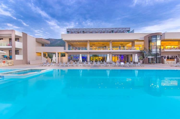 Alea Hotel & Suites