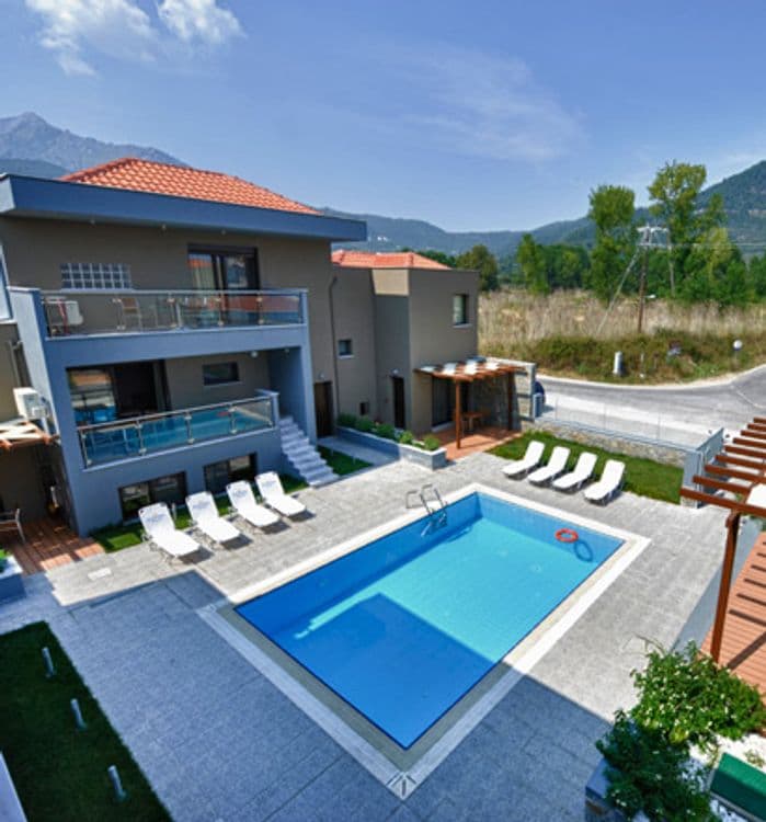 Marys Residence Suites & Luxury