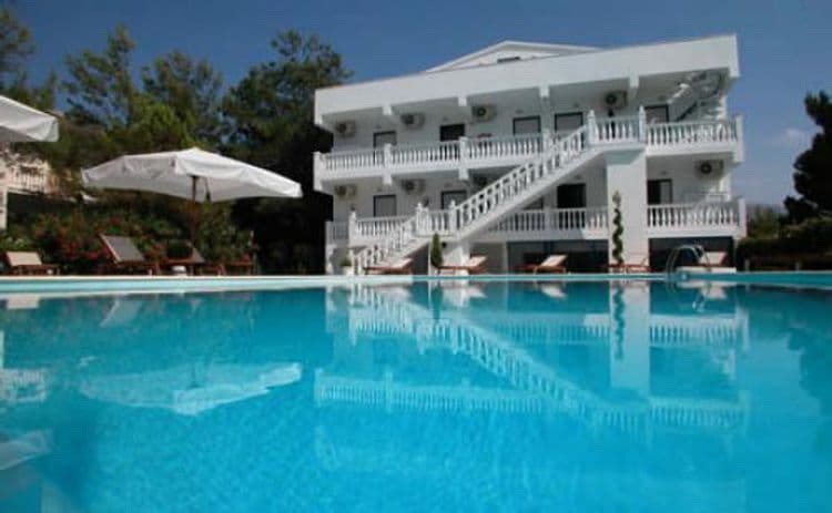 Kazaviti Hotel