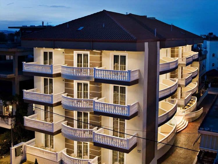 RG Status Hotel