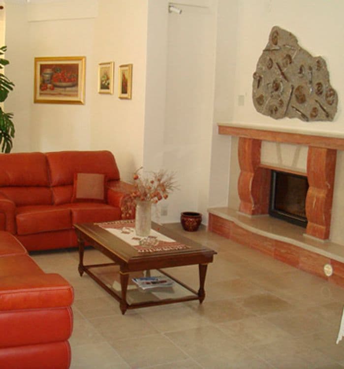 Eden Hotel