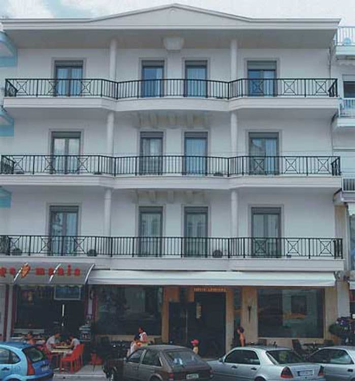 Central Hotel