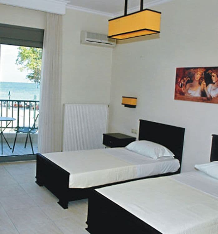 Central Hotel