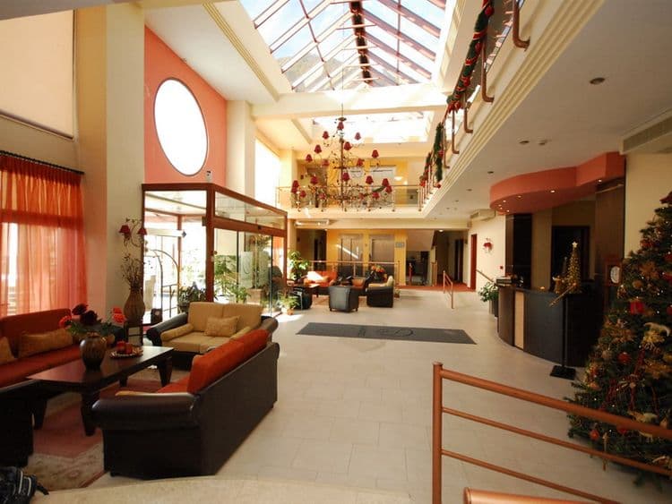 4 Epoxes Hotel Spa