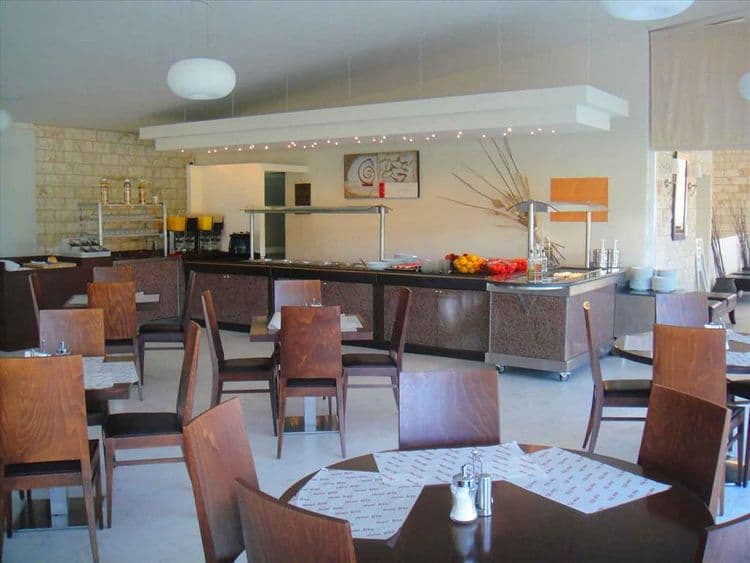 Iris Hotel Siviri