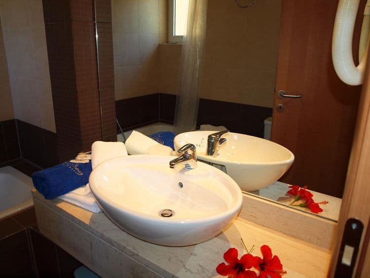 Sissi Bay Hotel & Spa