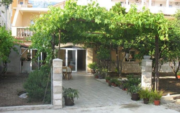 Agrum Villa