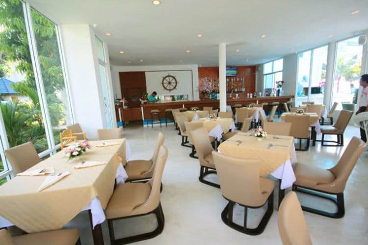 Nautical Inn