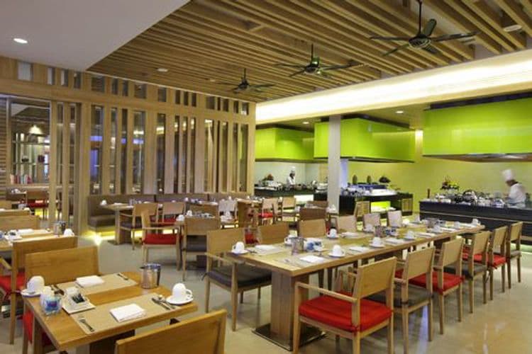 Holiday Inn Resort Mai Khao Beach