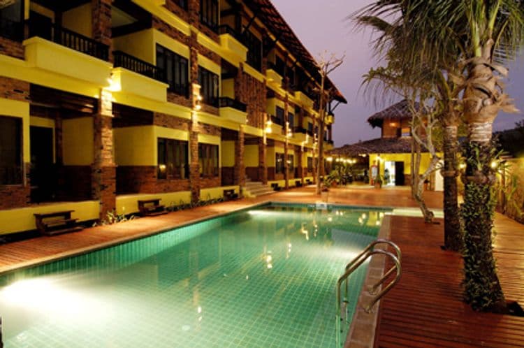 Motive Cottage Resort