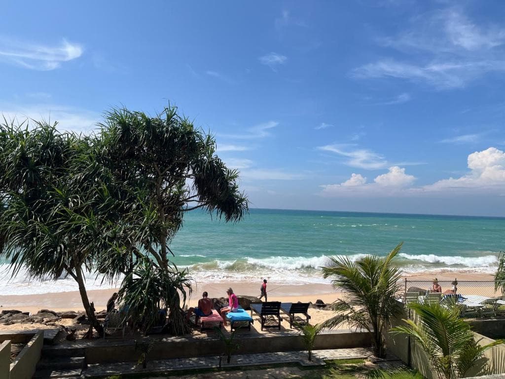 Blue Wave Beach Villa