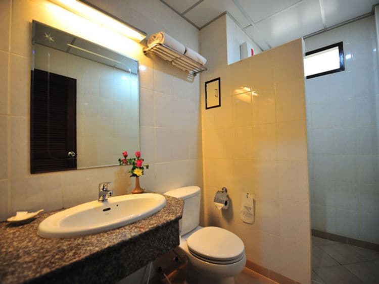Patong Bay Residence