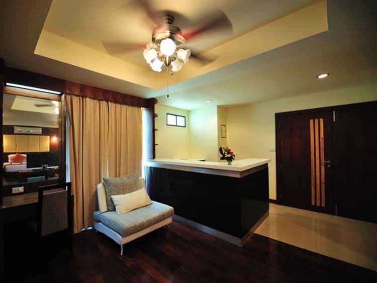 Patong Bay Residence