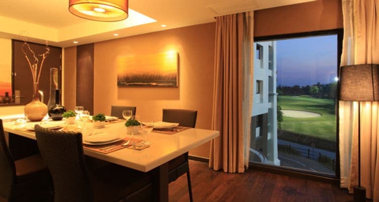 Summit Windmill Golf Residence