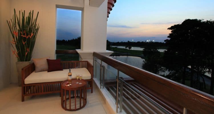 Summit Windmill Golf Residence