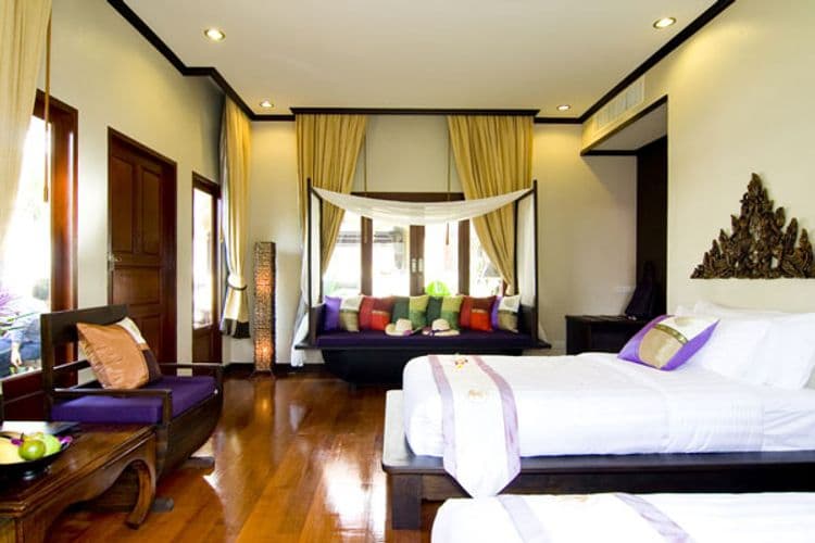Kanok Buri Resort