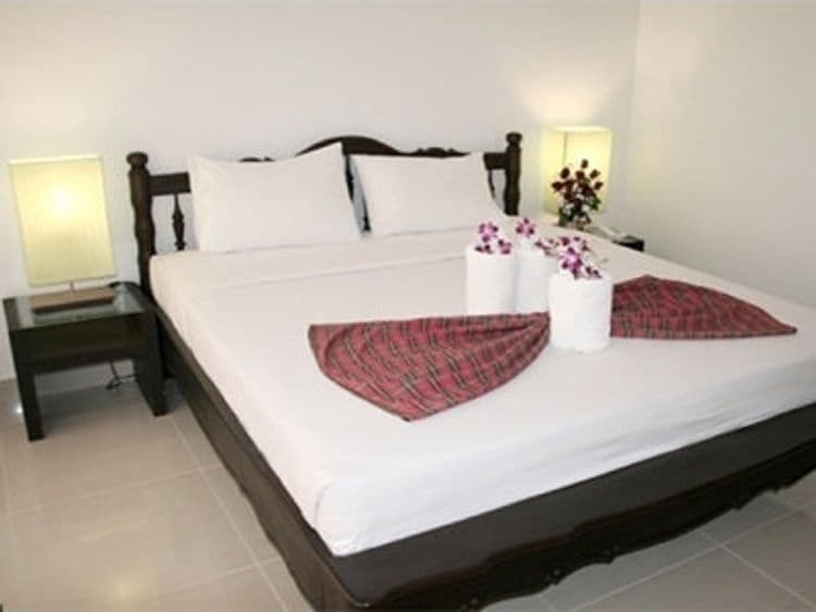 Chatkaew Hill Hotel & Residence