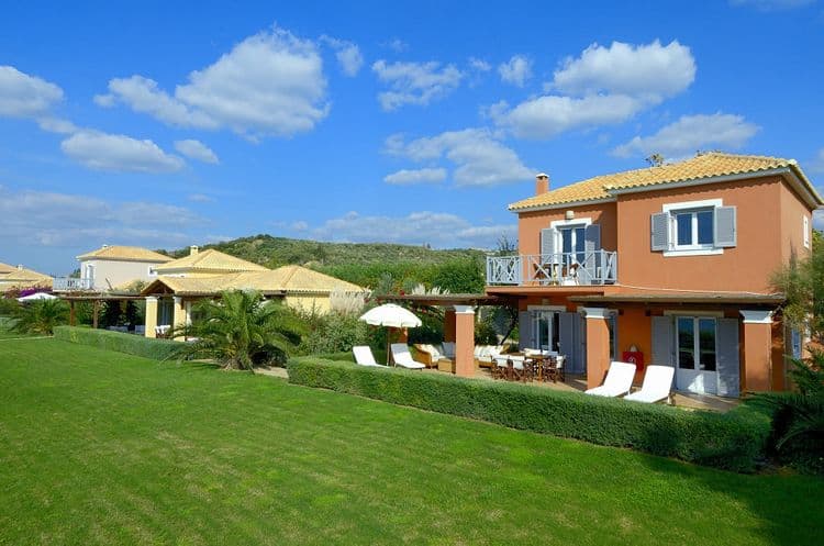 Ioli's Villas