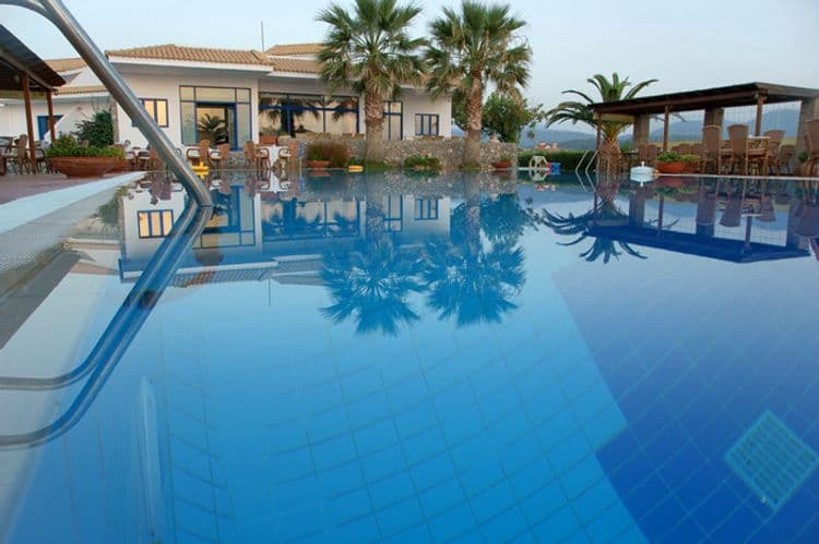 Oasis Hotel