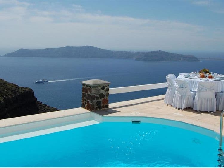 Tholos Resort