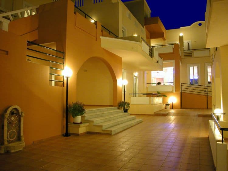 Nontas Hotel