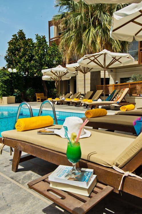 Minos Hotel