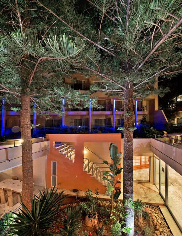 Minos Hotel
