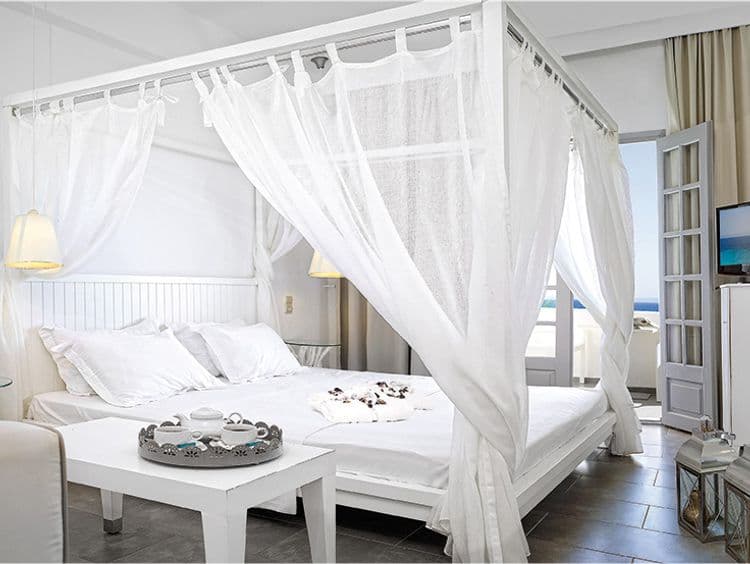 White Suites Resort