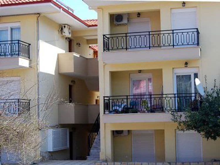 Simeon Family Apartments