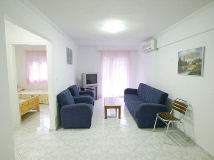 Simeon Family Apartments