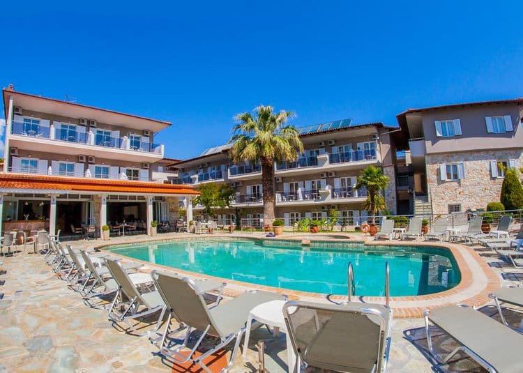 Sarantis Hotel