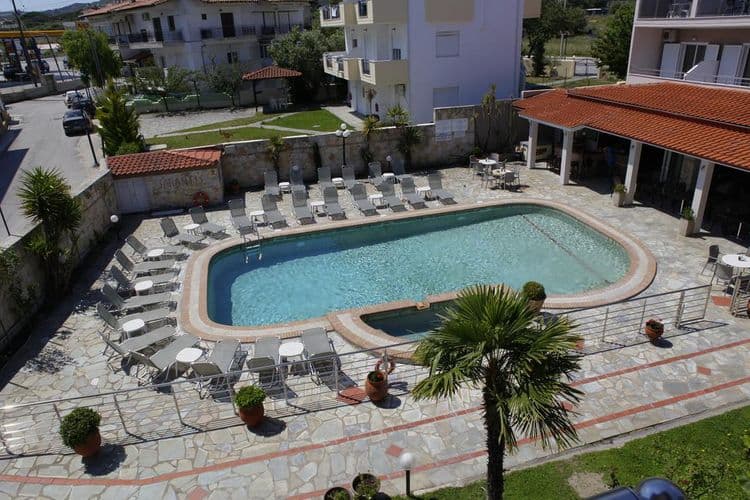 Sarantis Hotel
