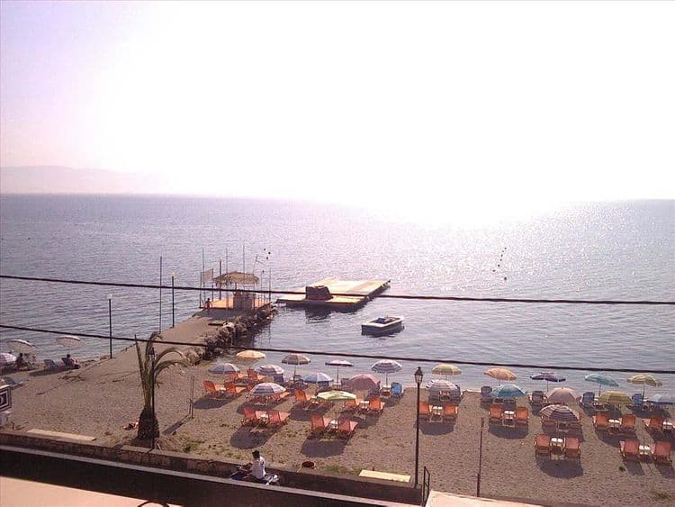 Loutrouvia Hotel